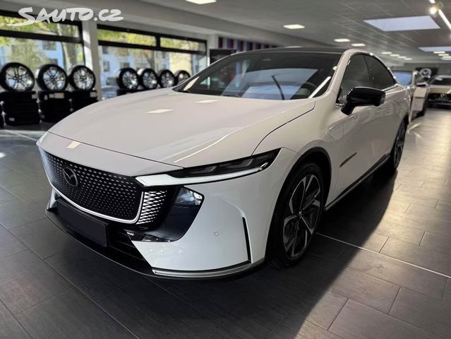 Mazda 6e